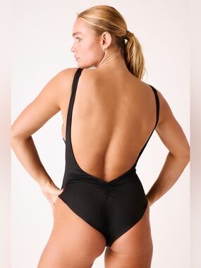 Londre The Minimalist One Piece  - L Classic